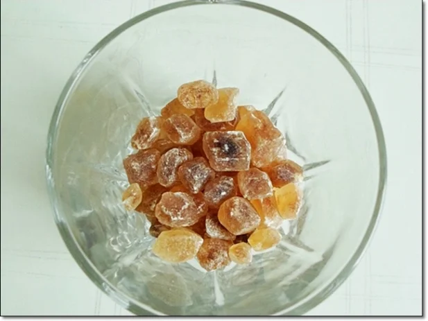 Rezept: Löwenzahnblüten – Likör Bild Nr. 19 Löwenzahnblüten – Likör - Rezept - Bild Nr. 19