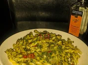 In Sesamöl geschwenkte Nudeln an Weisswein-Spinatsahne - Rezept - Bild Nr. 5