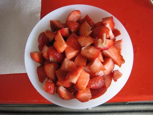 Erdbeergugelhupf - Rezept - Bild Nr. 12