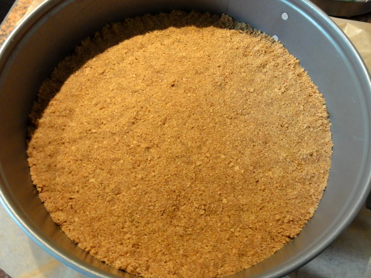 Biskuit:   MANDARINEN - KÄSESAHNE - TORTE - Rezept - Bild Nr. 10