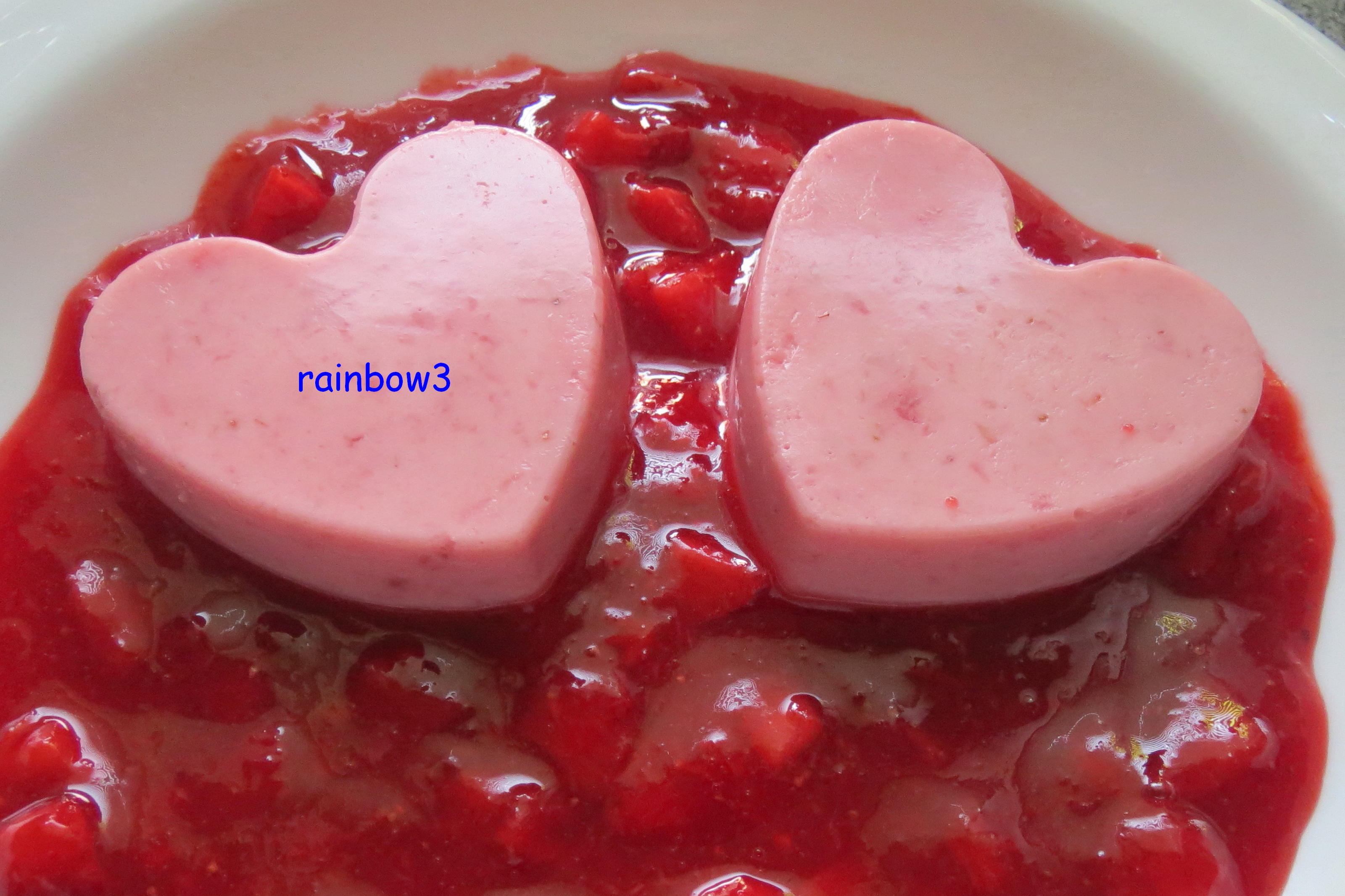 Dessert: Erdbeer-Panna Cotta mit Erdbeerragout - Rezept By rainbow3