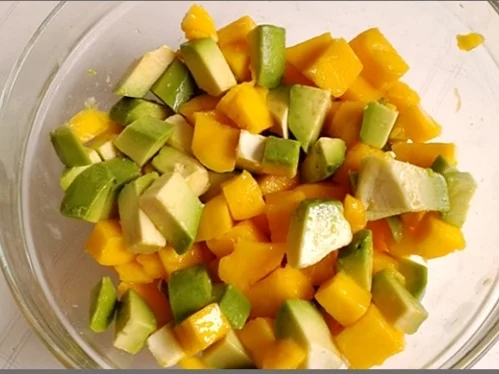 Fruchtiger Quinoa Salat nappiert mit süß-sauer Dressing - Rezept - Bild Nr. 34