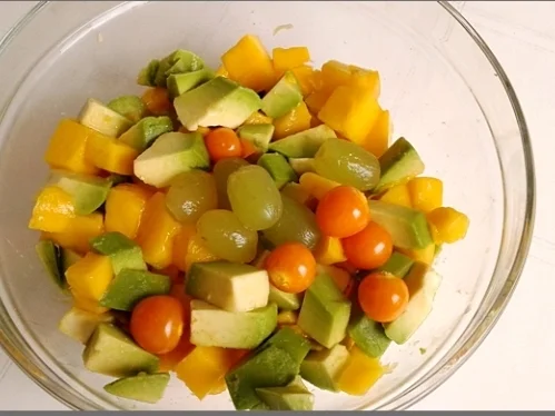 Fruchtiger Quinoa Salat nappiert mit süß-sauer Dressing - Rezept - Bild Nr. 35