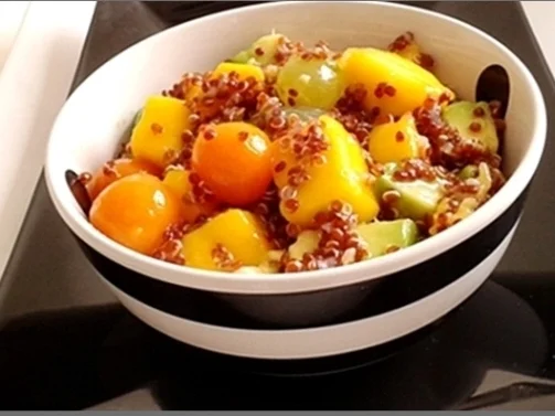 Fruchtiger Quinoa Salat nappiert mit süß-sauer Dressing - Rezept - Bild Nr. 43