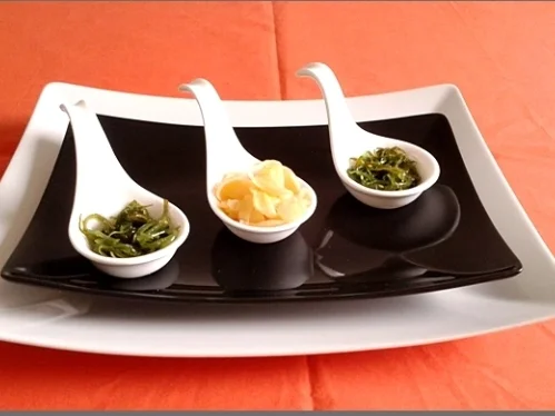 Rezept: Gebratene Jakobsmuscheln mit Wakame-Algensalat & Ingwerscheiben dazu Bild Nr. 25 Gebratene Jakobsmuscheln mit Wakame-Algensalat & Ingwerscheiben dazu - Rezept - Bild Nr. 25