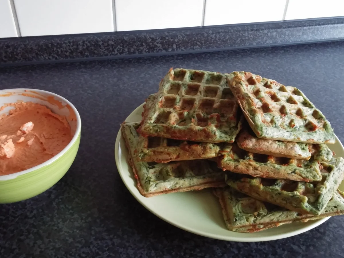 Spinatwaffeln mit Dip - Rezept - Bild Nr. 19