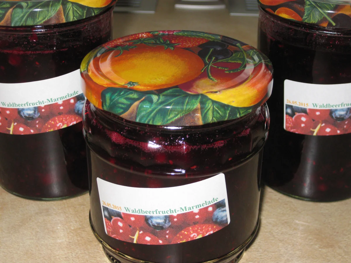 Rezept: Waldbeerfrucht-Marmelade Bild Nr. 24 Waldbeerfrucht-Marmelade - Rezept - Bild Nr. 24