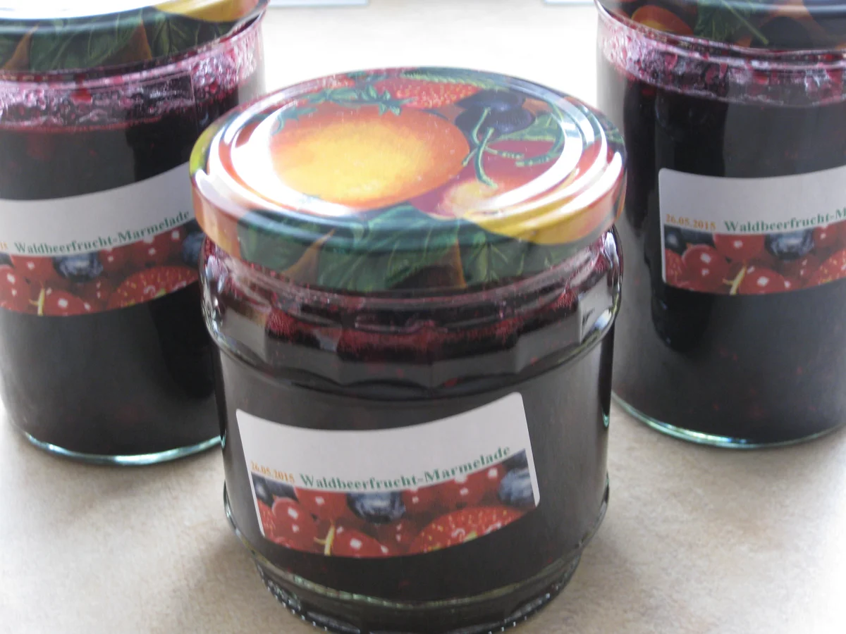 Rezept: Waldbeerfrucht-Marmelade Bild Nr. 25 Waldbeerfrucht-Marmelade - Rezept - Bild Nr. 25