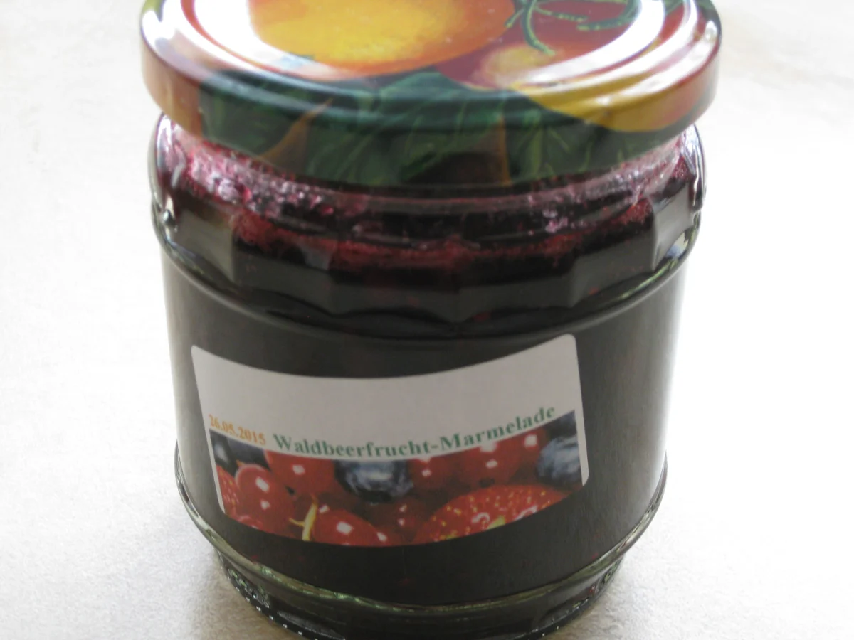 Rezept: Waldbeerfrucht-Marmelade Bild Nr. 26 Waldbeerfrucht-Marmelade - Rezept - Bild Nr. 26