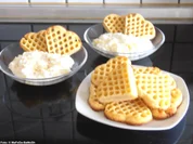 Rezept: Joghurt-Ananas-Creme mit Waffeln Bild Nr. 24 Joghurt-Ananas-Creme mit Waffeln - Rezept - Bild Nr. 24