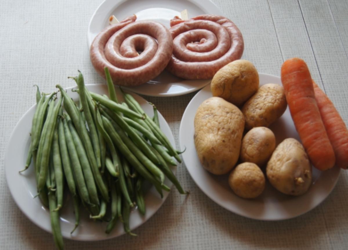 Bratwurstschnecke mit grünen Bohnen und Möhren-Kartoffelstampf - Rezept - Bild Nr. 52