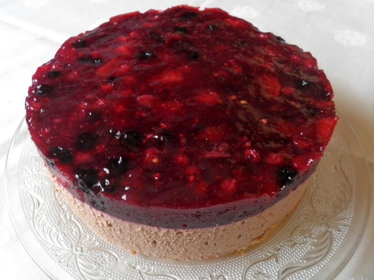 Kleine Beeren - Schoko - Mascarpone - Torte - Rezept - kochbar.de