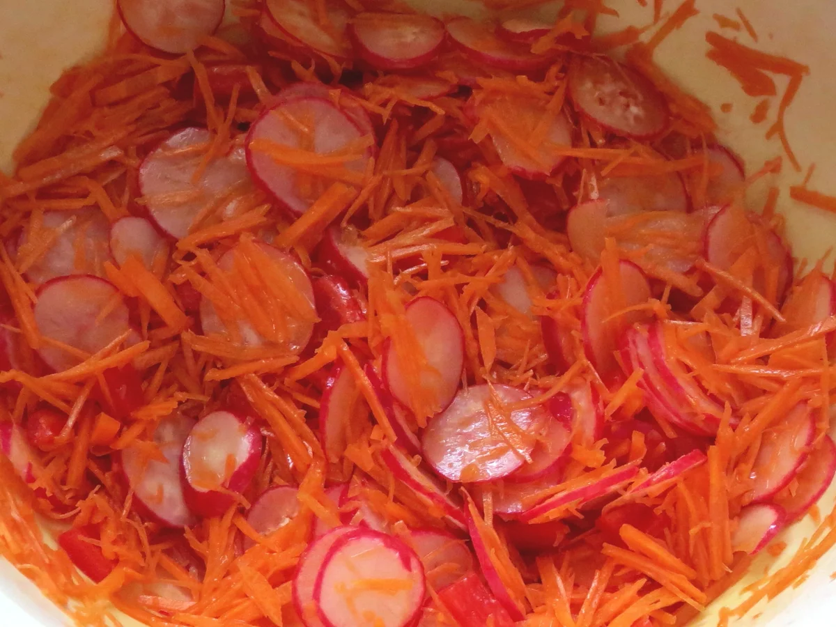 Salat: Bunter Rohkost-Salat mit Joghurt-Dressing - Rezept - Bild Nr. 70