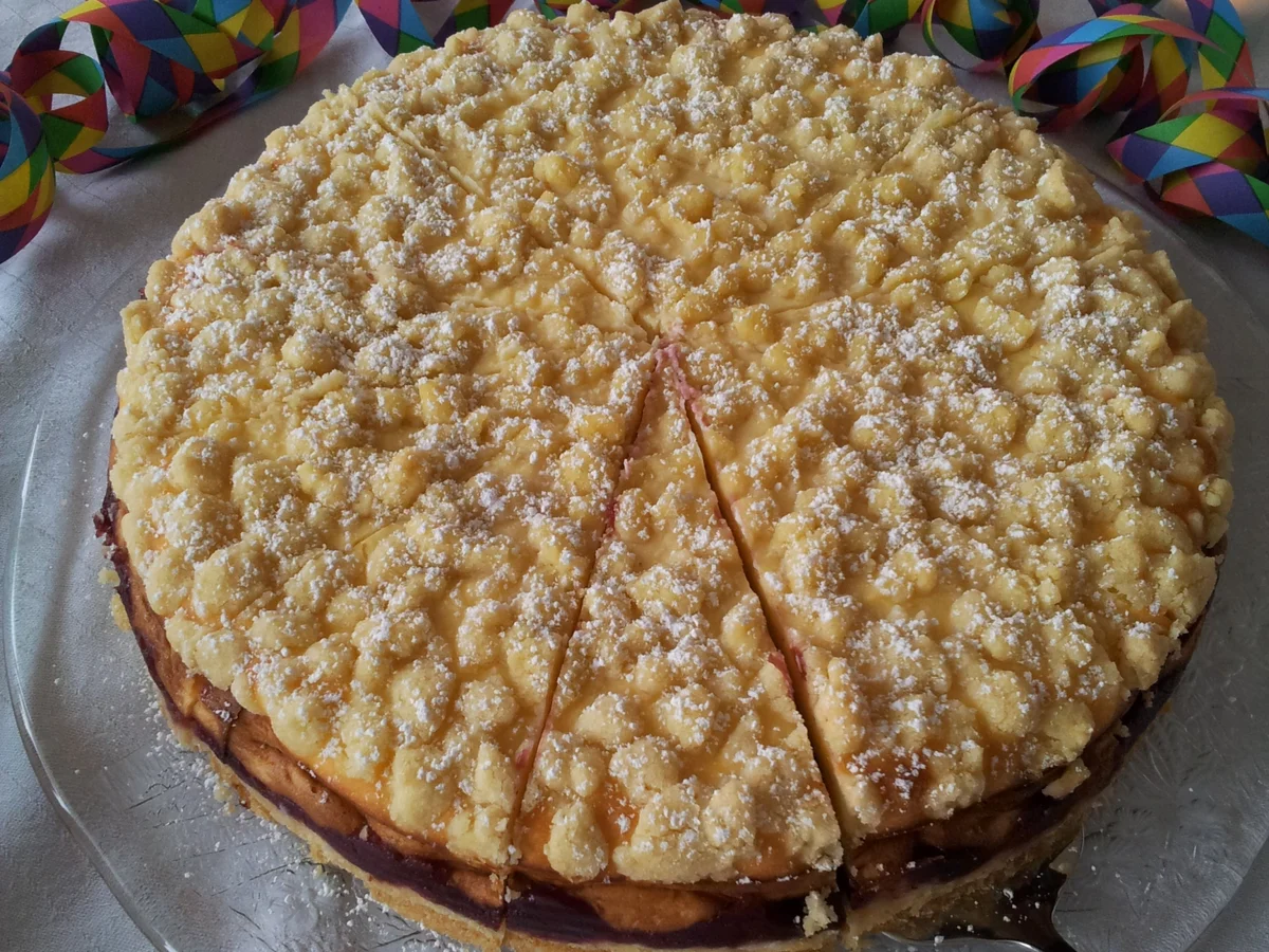 Rezept: Käse-Streuselkuchen mit Kirschkompott Bild Nr. 95 Käse-Streuselkuchen mit Kirschkompott - Rezept - Bild Nr. 95