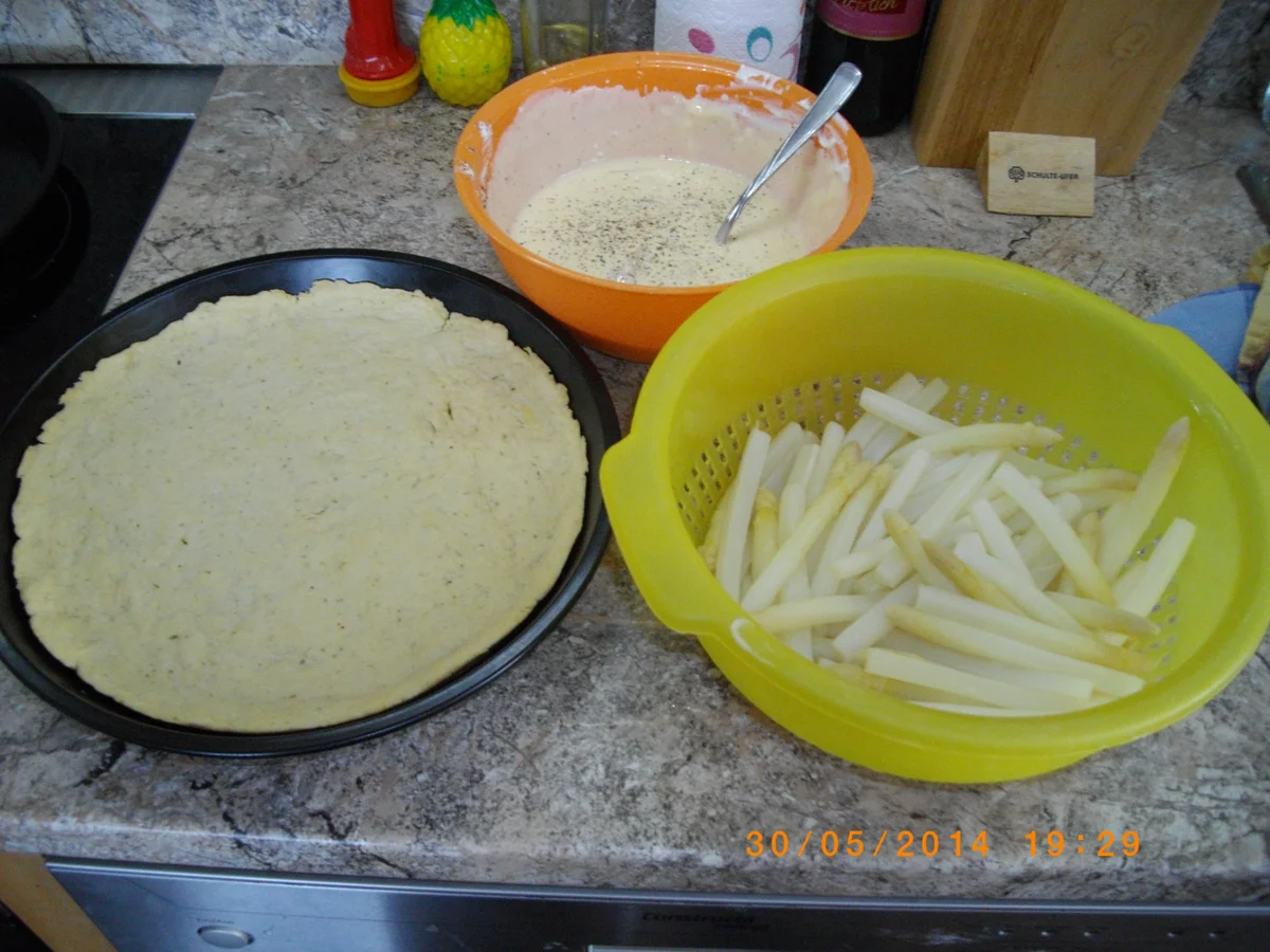 Rezept: Spargelquiche Bild Nr. 93 Spargelquiche - Rezept - Bild Nr. 93