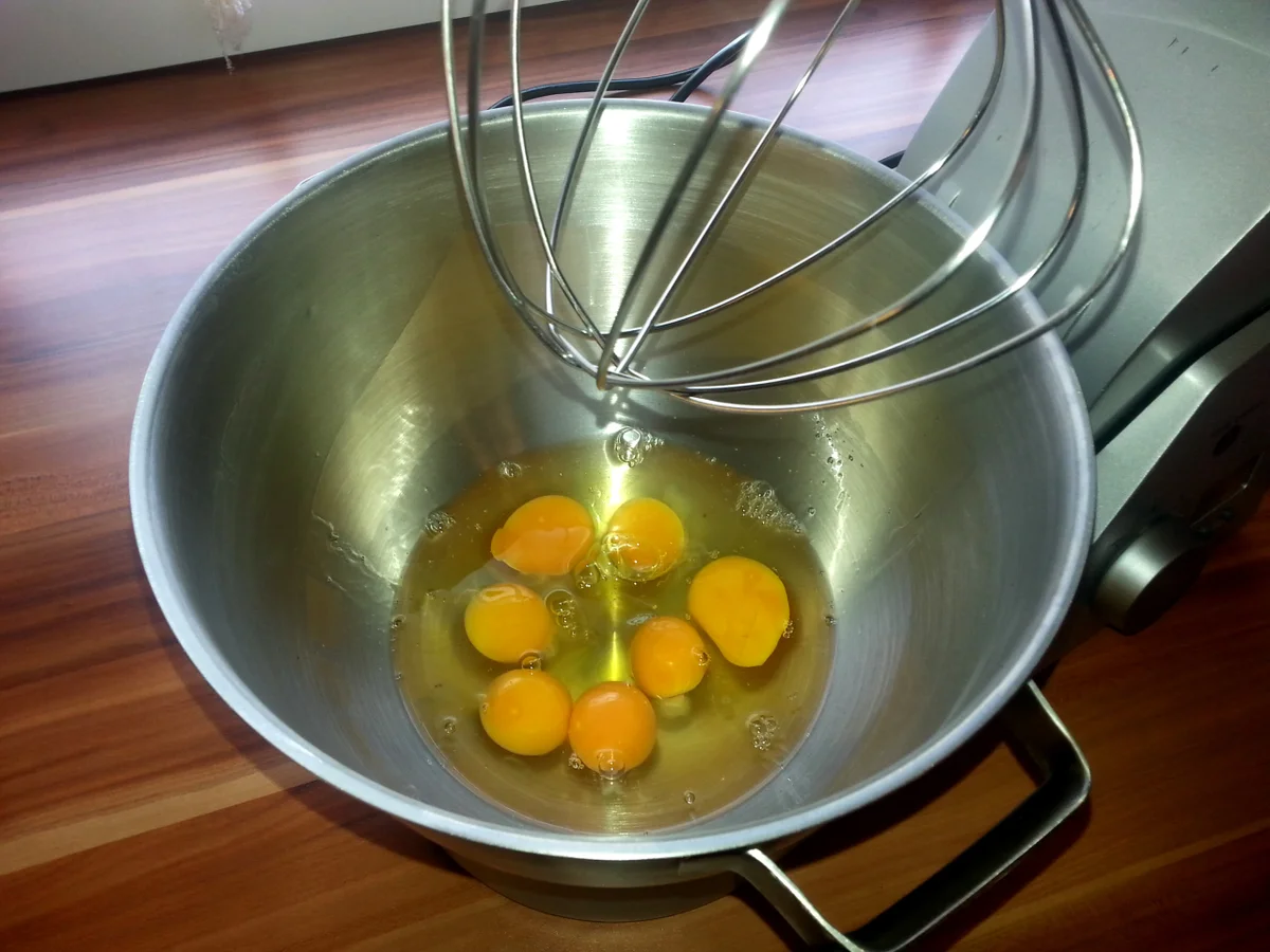 Rezept: Mau12-Biskuitboden Bild Nr. 115 Mau12-Biskuitboden - Rezept - Bild Nr. 115