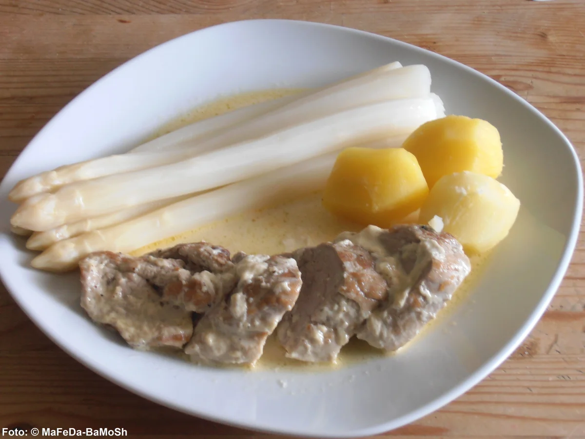 Rezept: 12-Stunden-Filet in feiner Rahmsoße Bild Nr. 119 12-Stunden-Filet in feiner Rahmsoße - Rezept - Bild Nr. 119