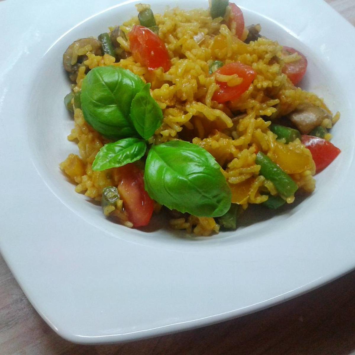 Bunte Gemüsepaella - Rezept mit Bild - kochbar.de