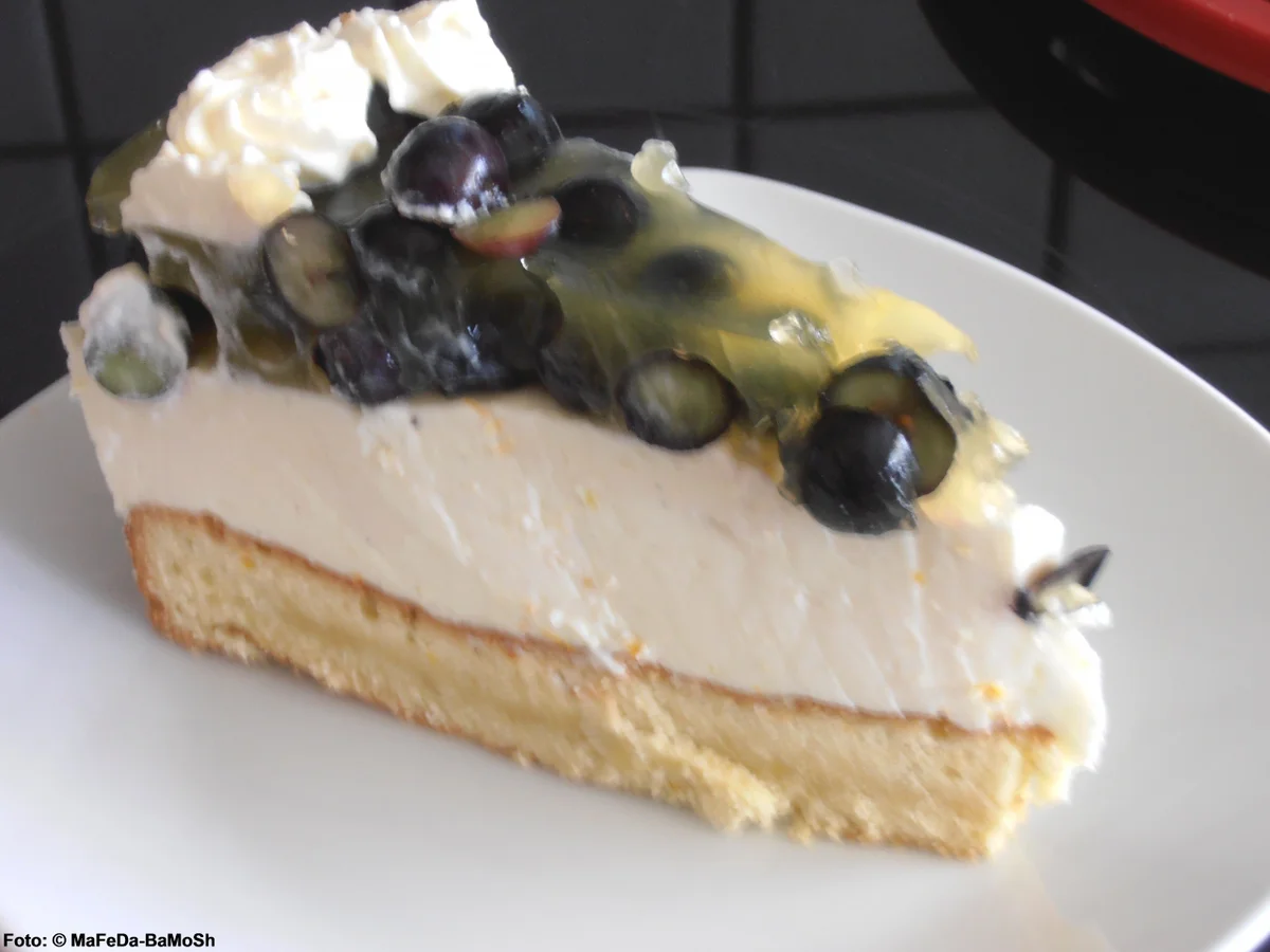 Rezept: Heidelbeer-Quark-Sahne-Torte Bild Nr. 124 Heidelbeer-Quark-Sahne-Torte - Rezept - Bild Nr. 124