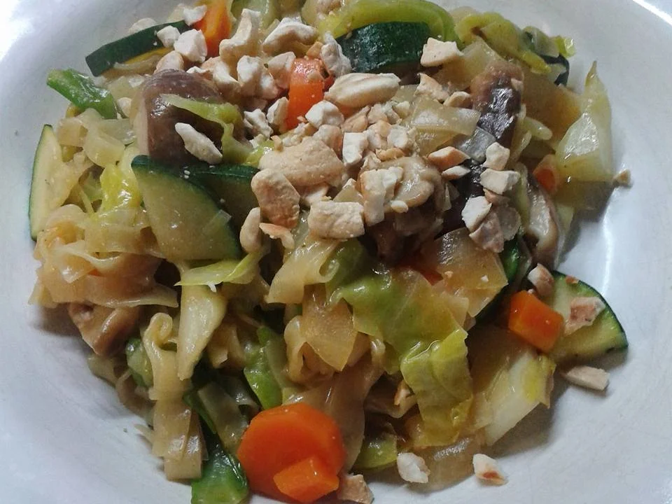 Nudel-Wok mit viel Gemüse - Rezept - Bild Nr. 123