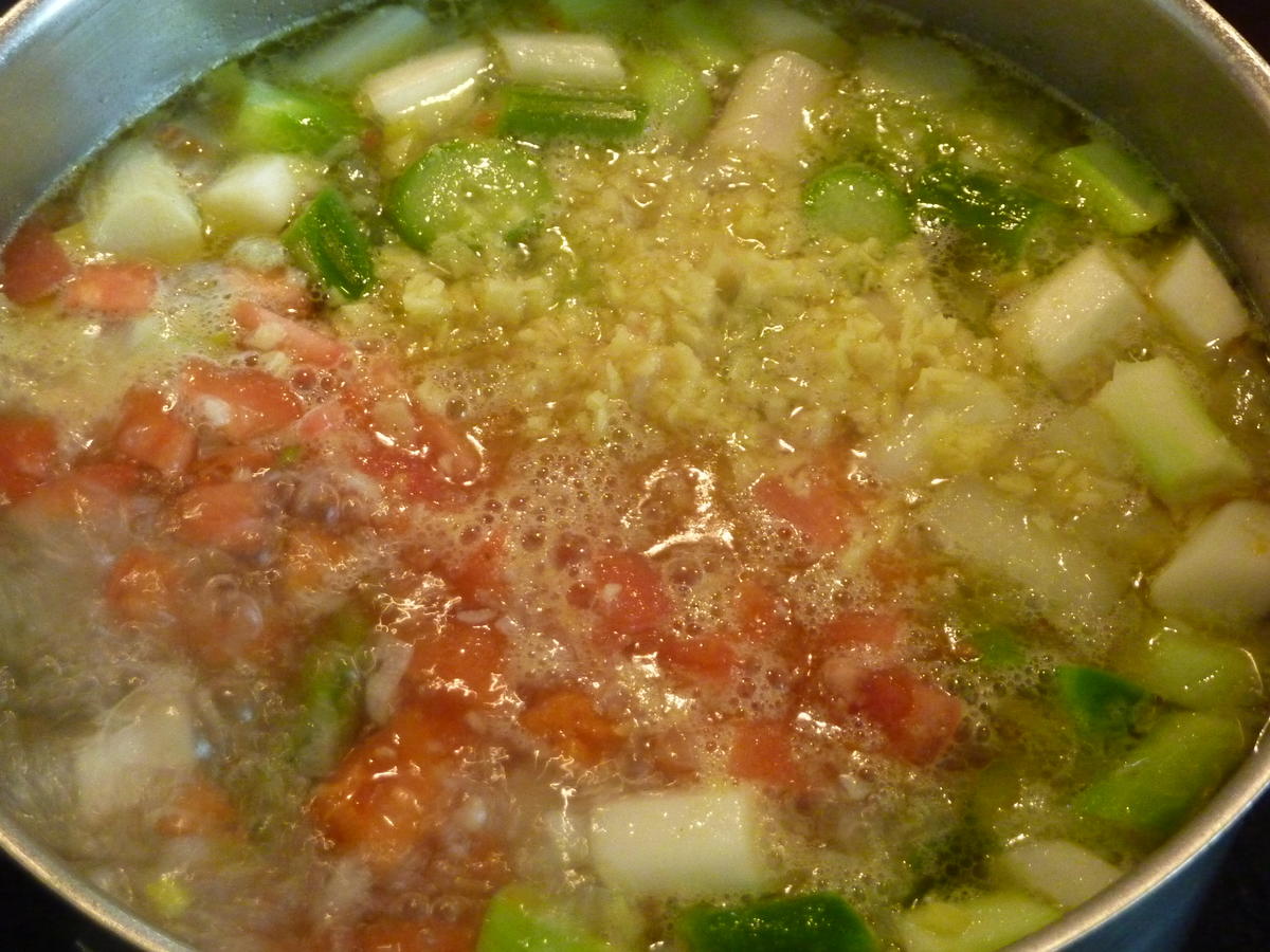Klare  Spargel Suppe - Rezept - Bild Nr. 131