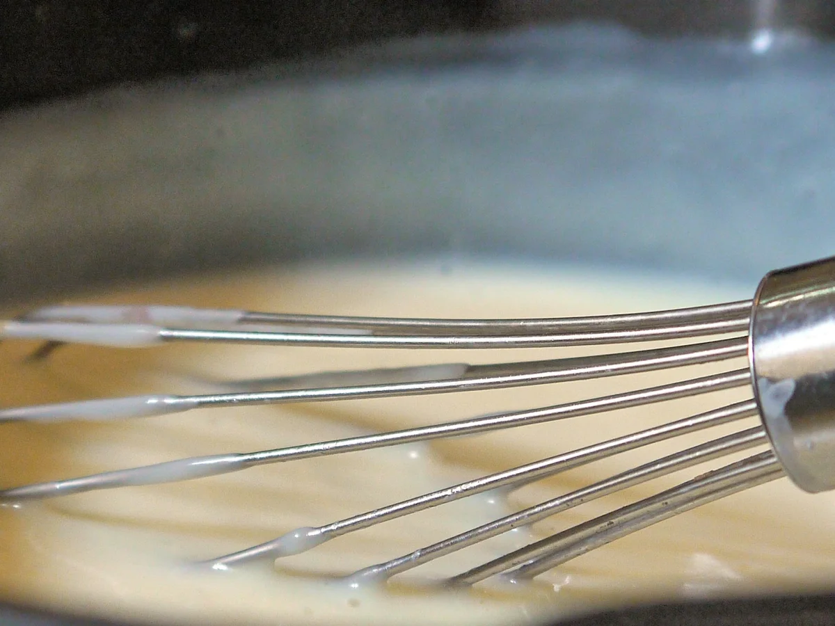 Erdnusspudding mit marinierten Erdbeeren - Rezept - Bild Nr. 236