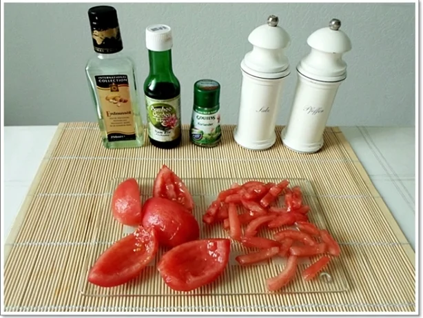 Rezept: Vietnamesische Tomatensuppe mit „Eierblumen“ Bild Nr. 211 Vietnamesische Tomatensuppe mit „Eierblumen“ - Rezept - Bild Nr. 211