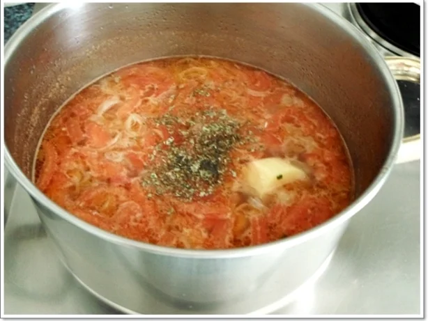 Rezept: Vietnamesische Tomatensuppe mit „Eierblumen“ Bild Nr. 218 Vietnamesische Tomatensuppe mit „Eierblumen“ - Rezept - Bild Nr. 218