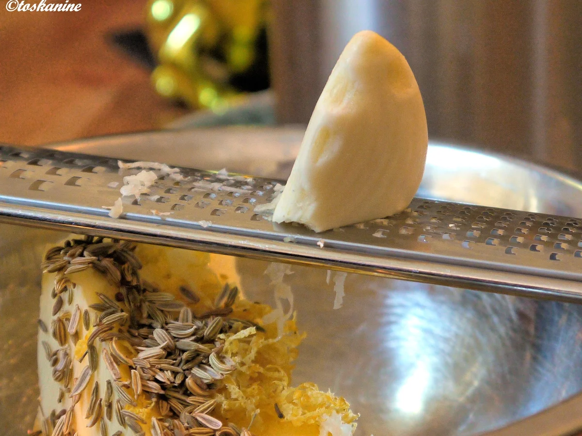 Rezept: Würzige Hähnchenkeulen mit Fenchel-Tomaten-Kartoffel-Gemüse Bild Nr. 248 Würzige Hähnchenkeulen mit Fenchel-Tomaten-Kartoffel-Gemüse - Rezept - Bild Nr. 248