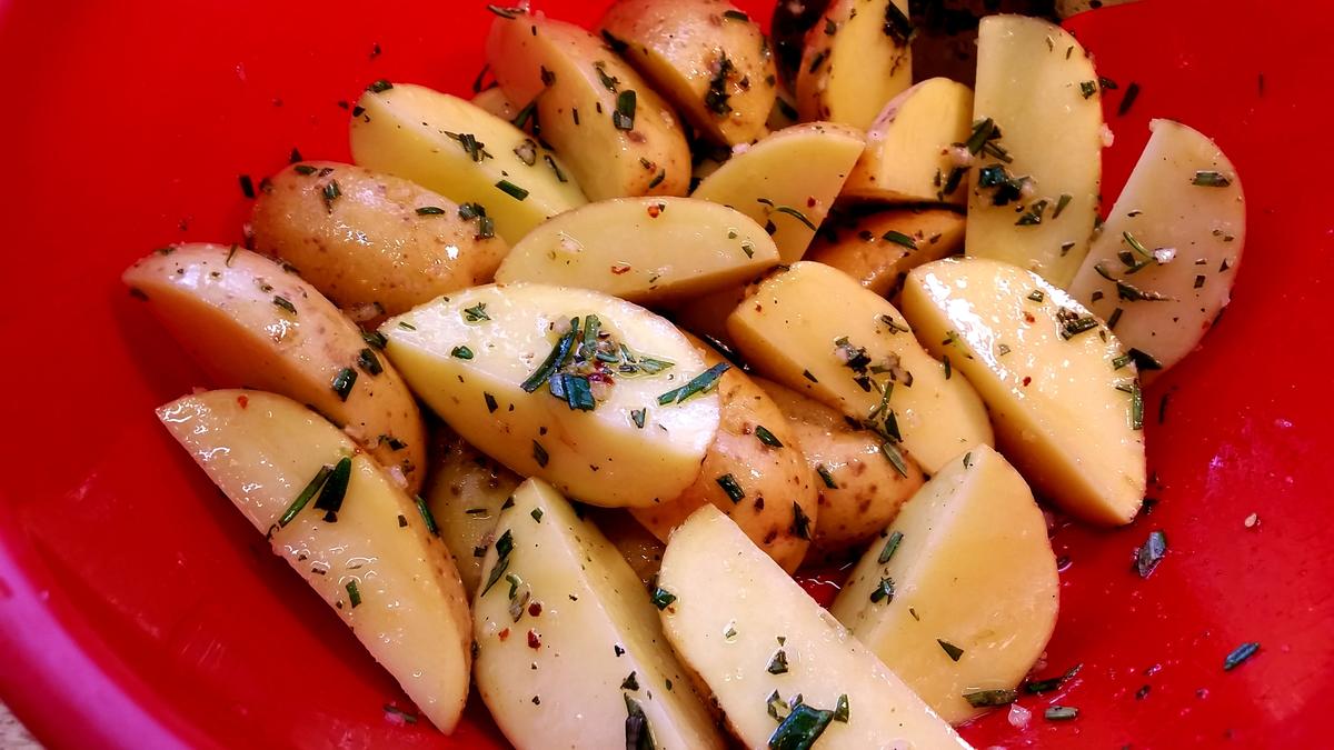 Rosmarin-Kartoffeln ... - Rezept - Bild Nr. 236
