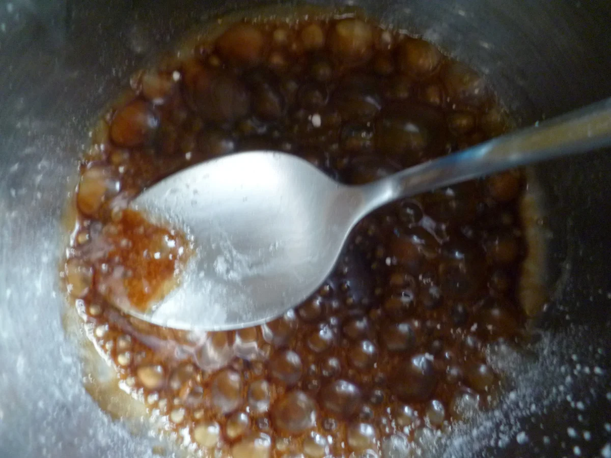 Rezept: Zuckercouleur selbst gemacht Bild Nr. 241 Zuckercouleur selbst gemacht - Rezept - Bild Nr. 241