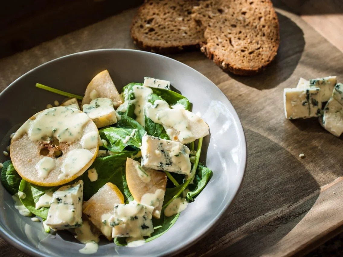 Spinatsalat mit Blauschimmel und Birne  - Rezept - Bild Nr. 244