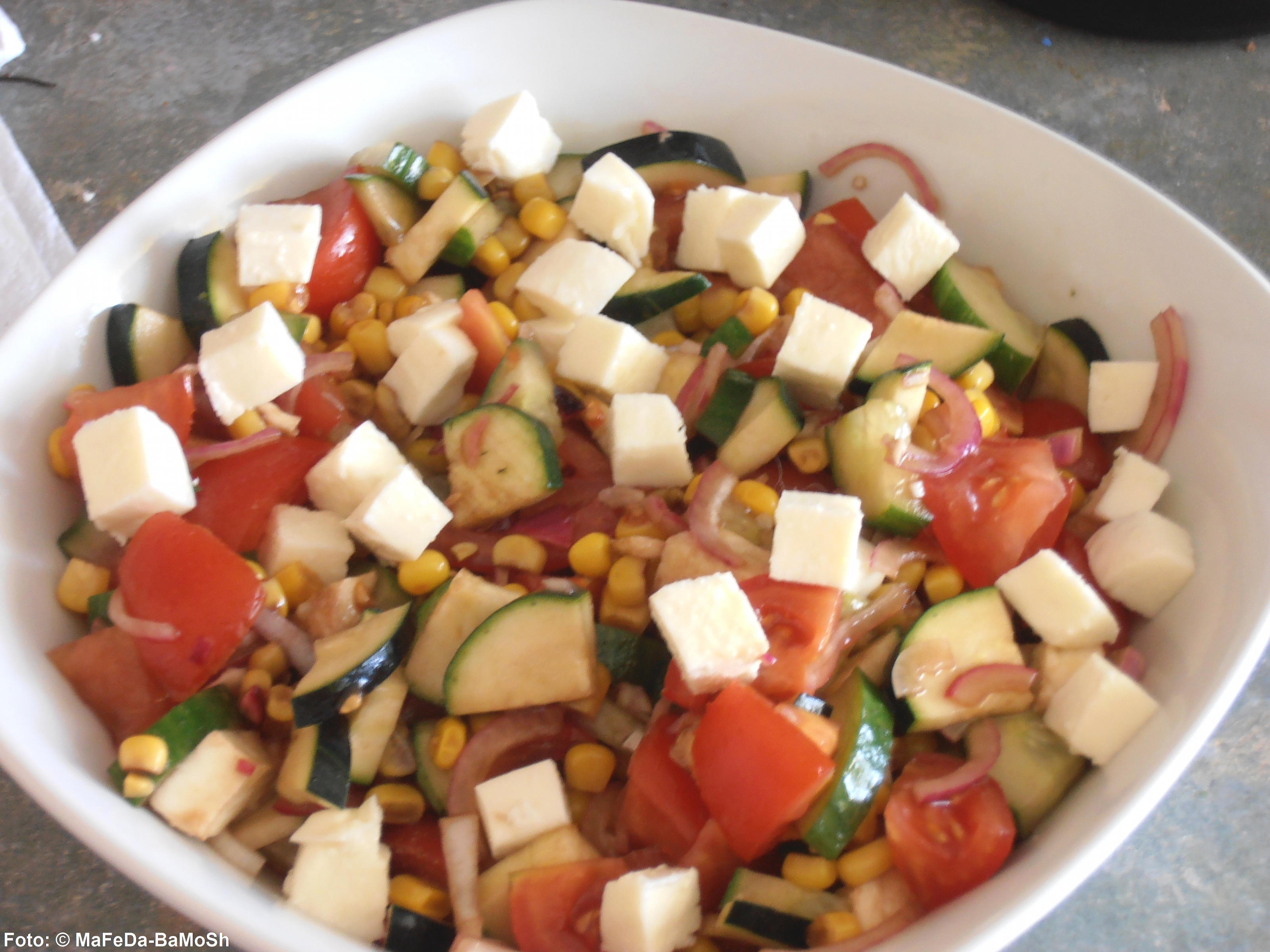 Bilder für Bunter Tomatensalat Rezept