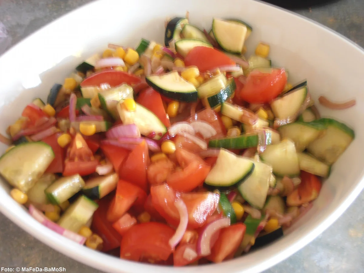 Bunter Tomatensalat - Rezept - Bild Nr. 285