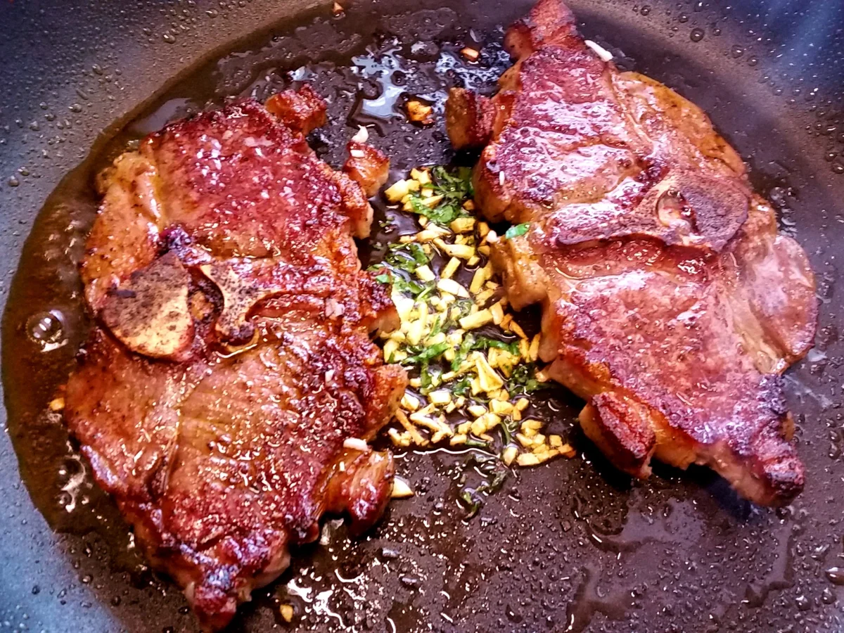 Rezept: Vom Lamm: zwei Scheiben und ein Lachs Bild Nr. 296 Vom Lamm: zwei Scheiben und ein Lachs - Rezept - Bild Nr. 296