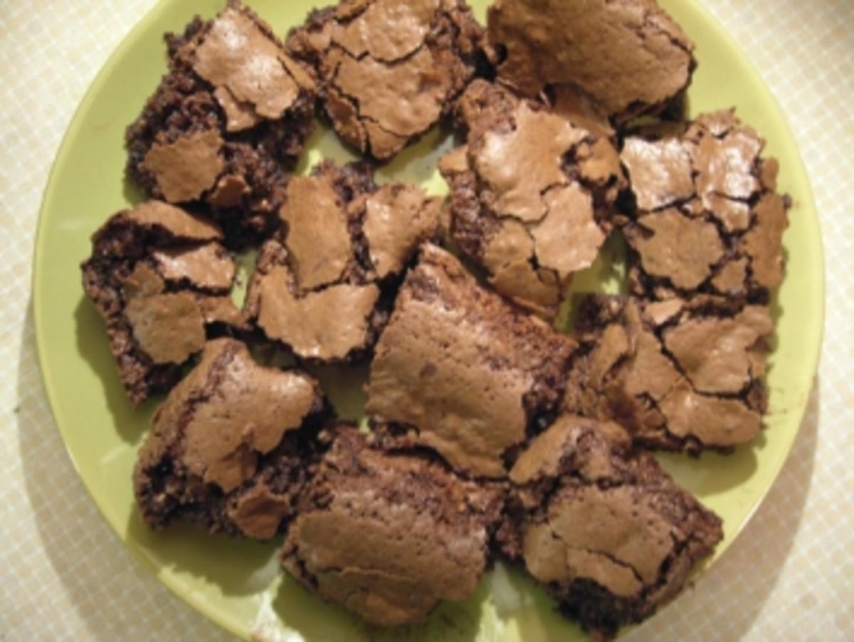 Kuchen: Die total krassen Schoko-Nuss-Brownies - Rezept - Bild Nr. 7