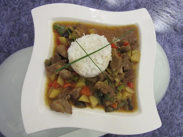 Di San Xian (Schweinenackenfleisch geschmort mit Auberginen, Kartoffeln, Paprika und Reis) - Rezept - Bild Nr. 325