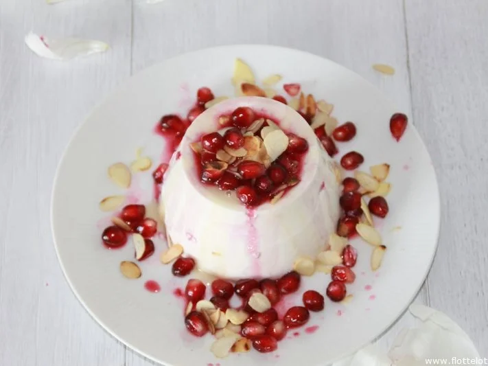 Rezept: Granatapfel-Frischkäse-Törtchen Bild Nr. 327 Granatapfel-Frischkäse-Törtchen - Rezept - Bild Nr. 327