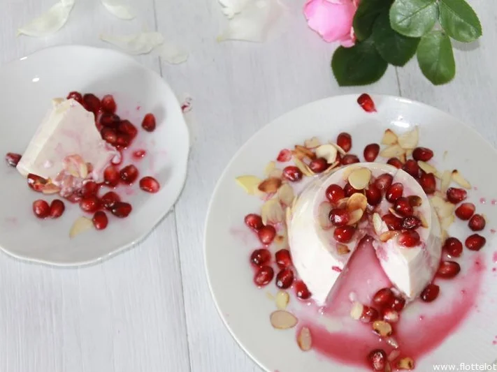 Rezept: Granatapfel-Frischkäse-Törtchen Bild Nr. 329 Granatapfel-Frischkäse-Törtchen - Rezept - Bild Nr. 329