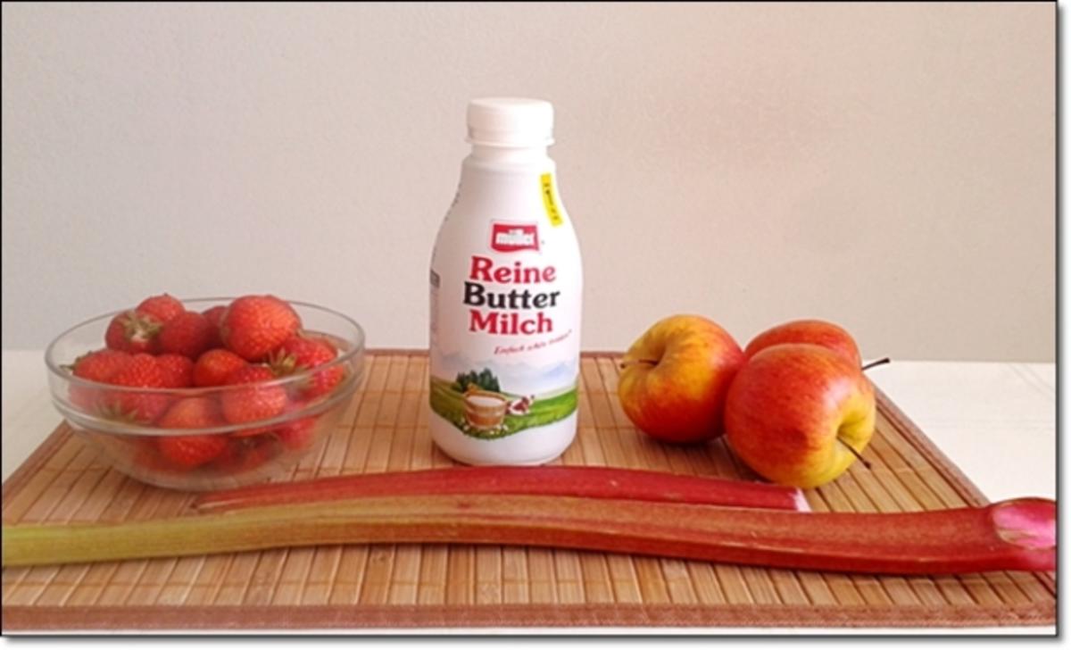 Erdbeer-Rhabarber-Äpfel Milchshake - Rezept - Bild Nr. 329