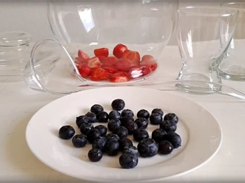 Rezept: Prickelnde Beeren-Bowle Bild Nr. 330 Prickelnde Beeren-Bowle - Rezept - Bild Nr. 330