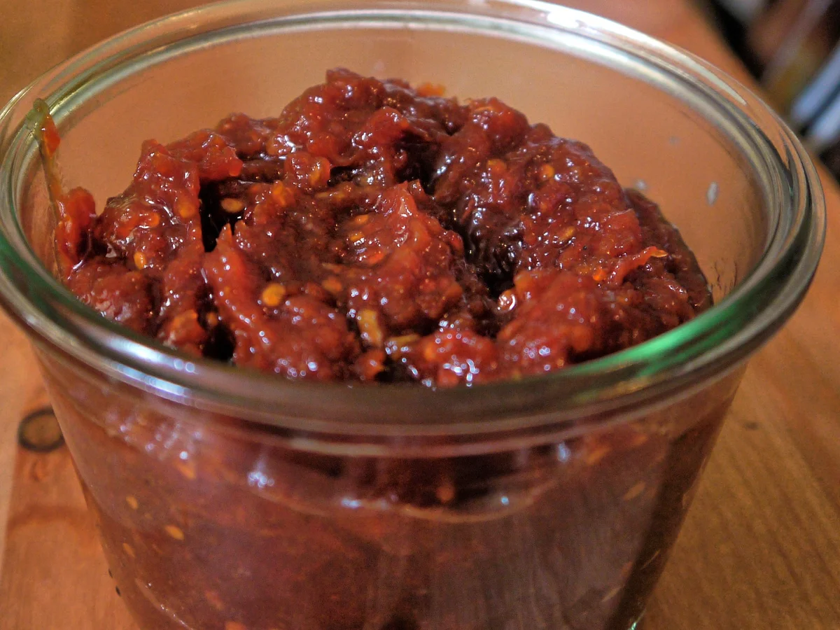 Karamellisierte Aprikosen mit süßem Tomatenpesto - Rezept - Bild Nr. 331