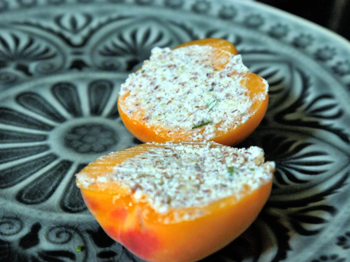 Karamellisierte Aprikosen mit süßem Tomatenpesto - Rezept - Bild Nr. 338