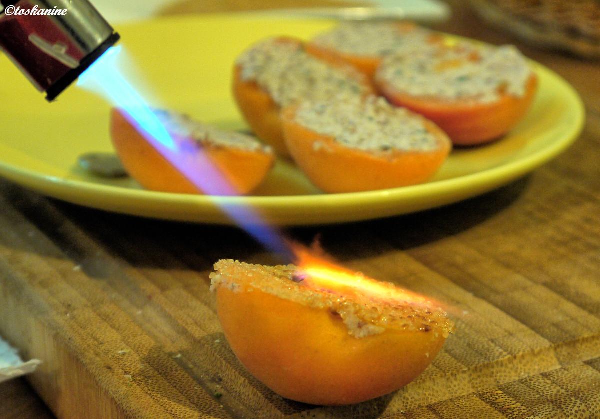 Karamellisierte Aprikosen mit süßem Tomatenpesto - Rezept - Bild Nr. 340