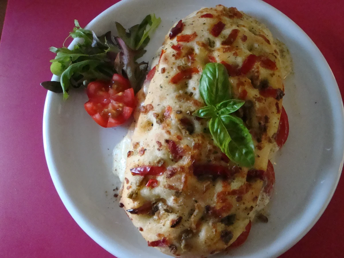 Rezept: Focaccia,mit Tomate-Mozzarella, Abendbrot schnell und lecker ;o))) Bild Nr. 332 Focaccia,mit Tomate-Mozzarella, Abendbrot schnell und lecker ;o))) - Rezept - Bild Nr. 332