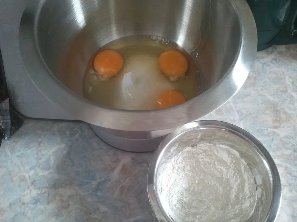 Rezept: Holländer Kirsch Sahne Torte Bild Nr. 359 Holländer Kirsch Sahne Torte - Rezept - Bild Nr. 359