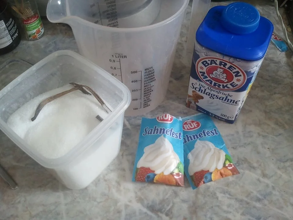 Rezept: Holländer Kirsch Sahne Torte Bild Nr. 367 Holländer Kirsch Sahne Torte - Rezept - Bild Nr. 367