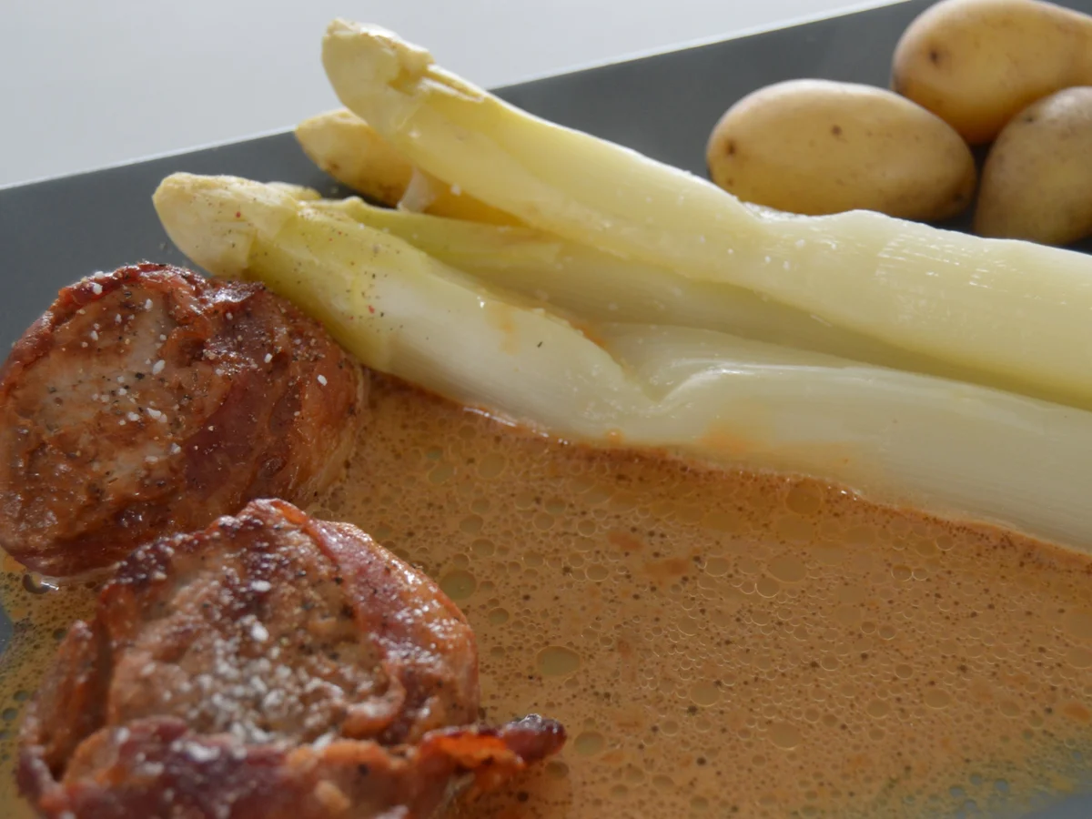 "Bondens glade" - Schweinelendchen mit Spargel - Rezept - Bild Nr. 360