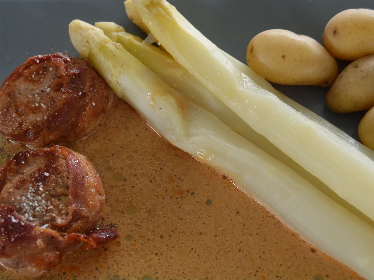 "Bondens glade" - Schweinelendchen mit Spargel - Rezept - Bild Nr. 362