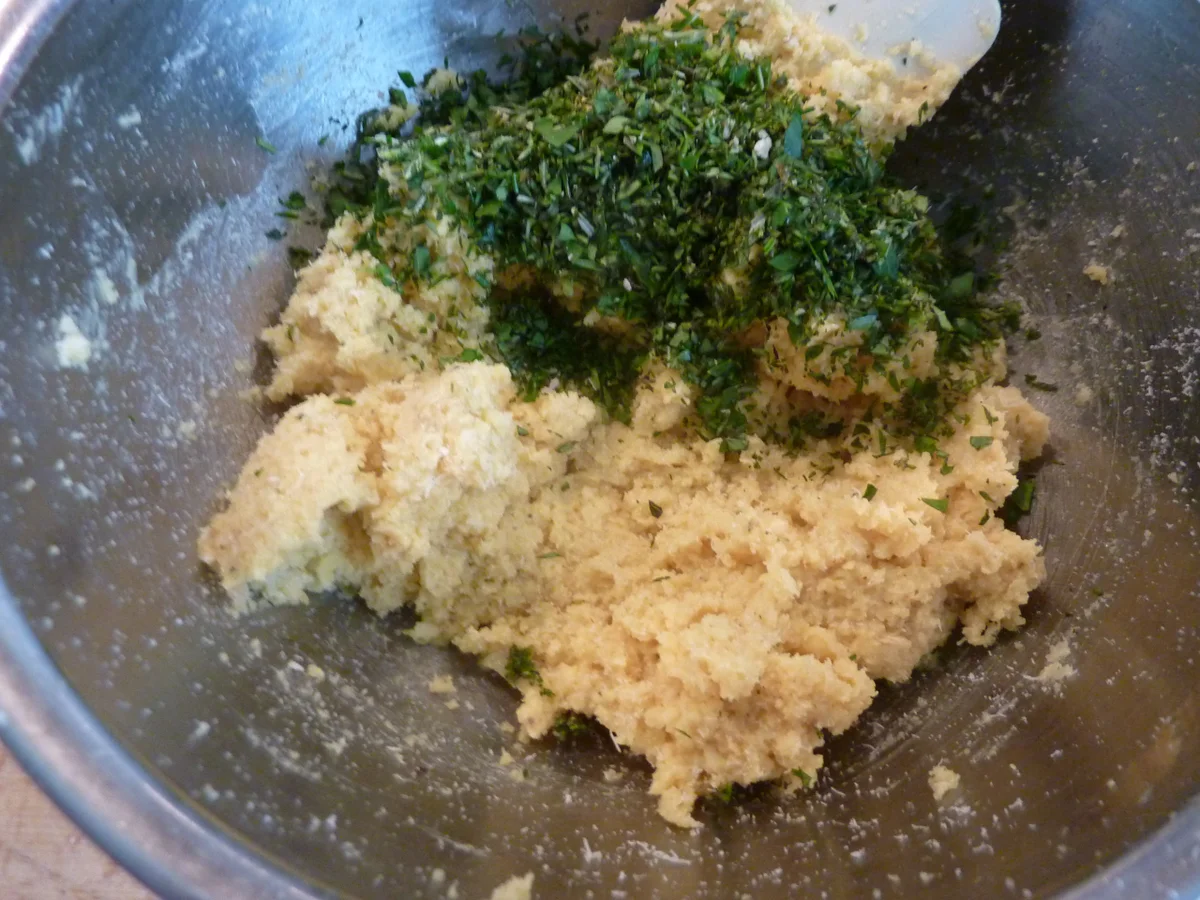 Brennnesselsuppe mit Käsenockerln - Rezept - Bild Nr. 368